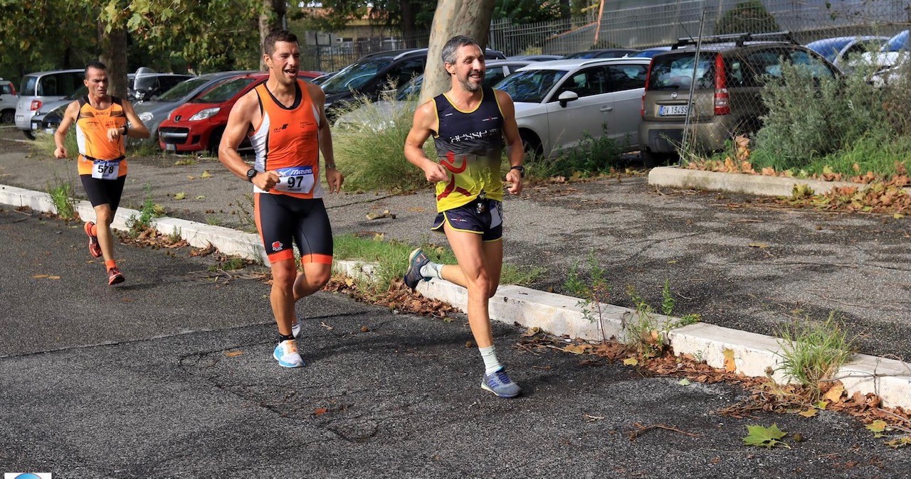 ALLENAMENTO PRE MARATONA, COME ARRIVARE SANI E SALVI: IL LUNGO